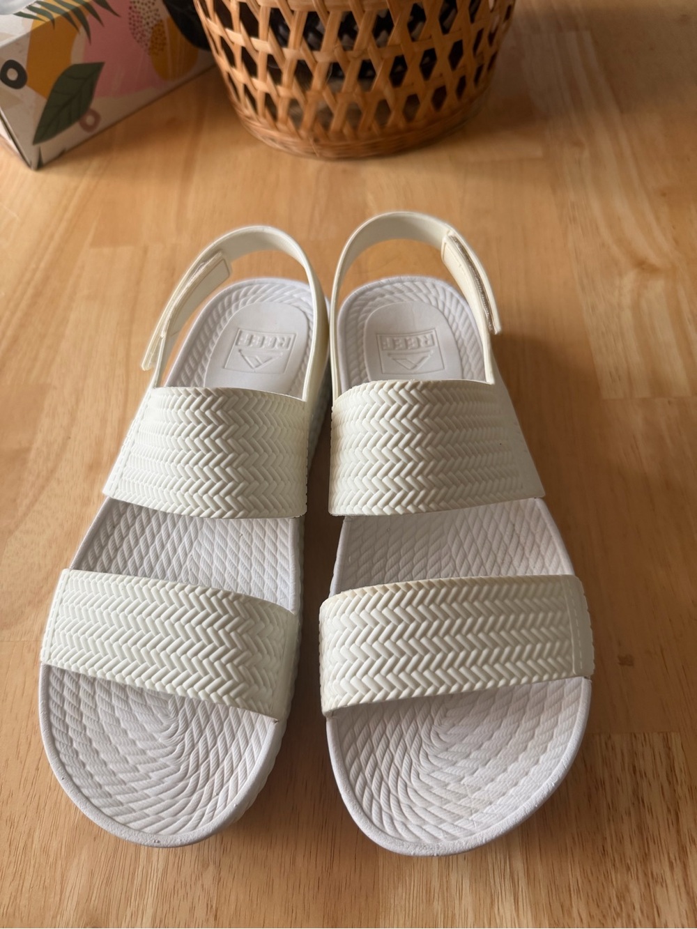 Women's White Textured Strap Sandals